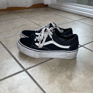 Black old school platform vans